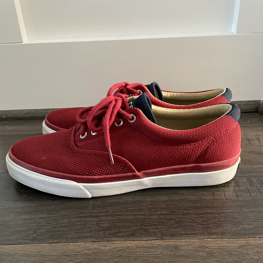 Red Sperry lifestyle sneakers